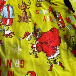 Men’s grinch pajamas
